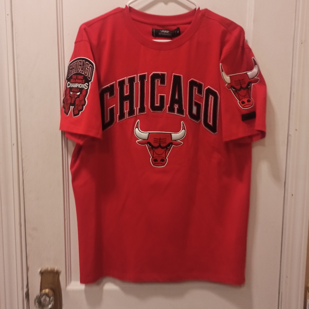 Pro Chicago bulls pullover short sleeve t-shirt. Size medium - Picture 2 of 13